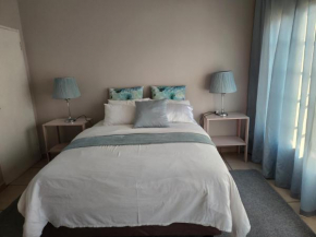 Sunny Guest Room